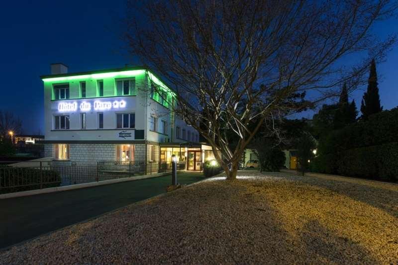 Brit Hotel Du Parc Niort Centre-Parking Gratuit Exterior photo